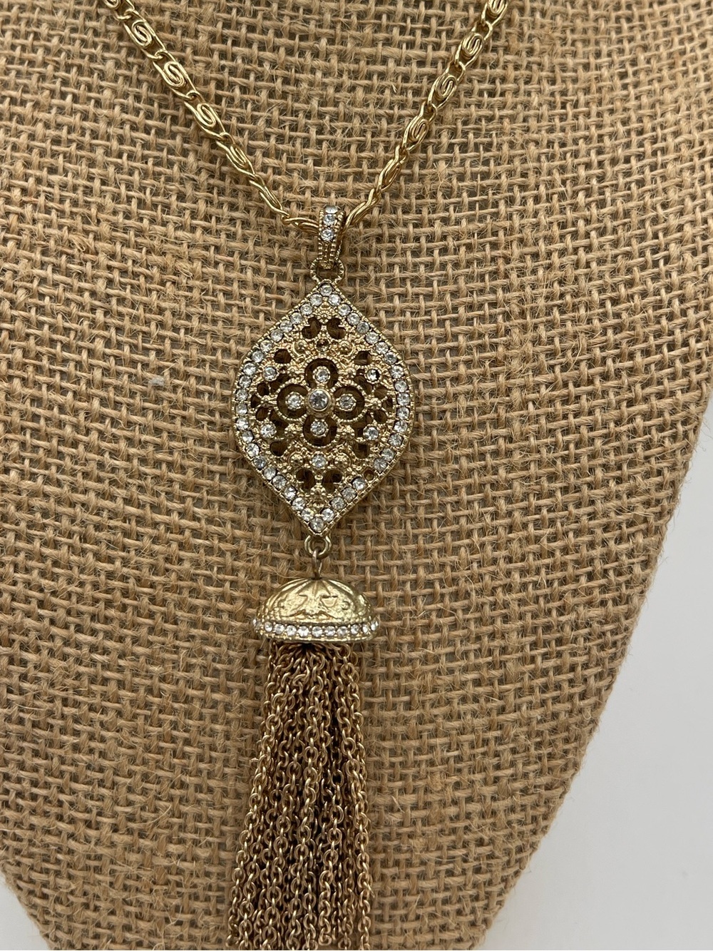 Filigree Tassel Pendant Necklace in Pink & Silver
